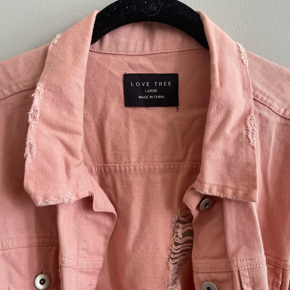 ๐ Love Tree Cropped Pink Denim Jacket - Picture 3 of 3